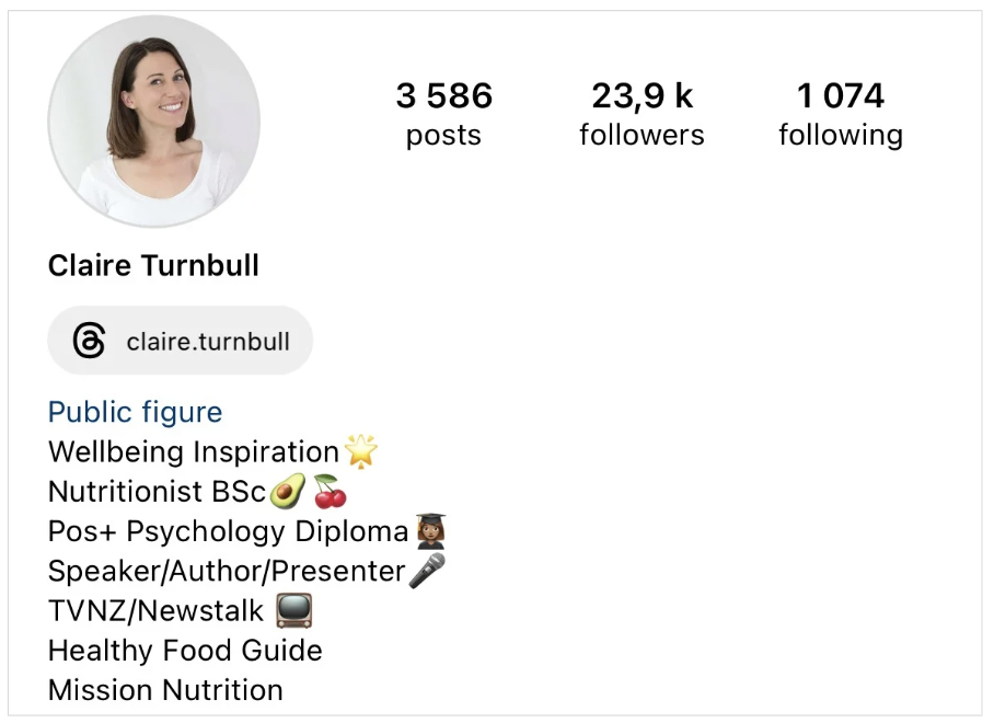 Claire Turnbull's Instagram bio as an example for Unlocking Instagram's Algorithm blog